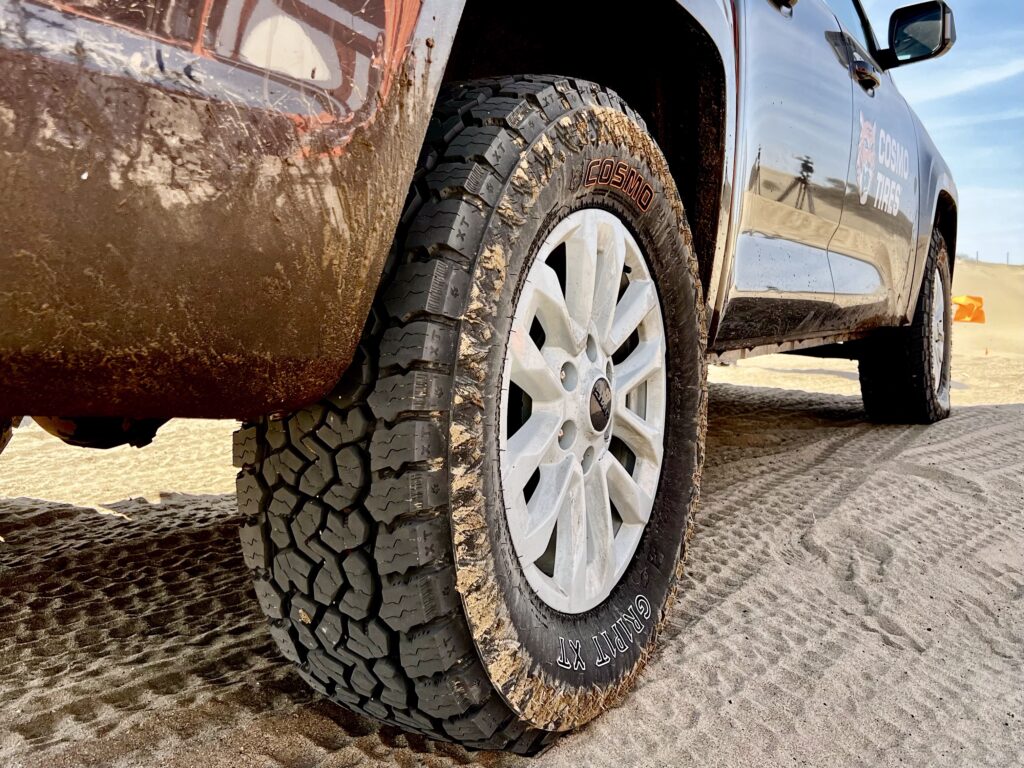 Cosmo Tires GRIPIT XT off road tire thread