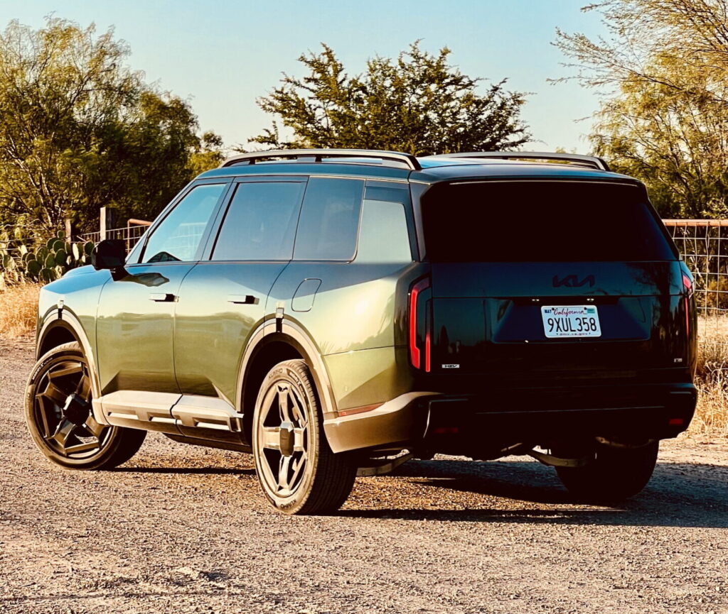 2027 Kia Telluride X-Line SX-Prestige hybrid